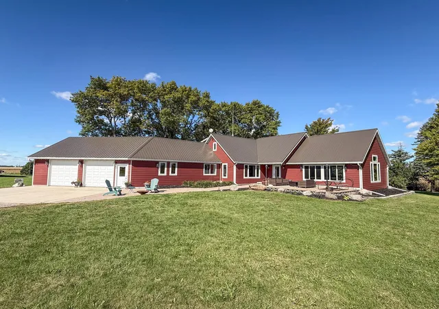 Photo 1 of Single family home for sale at 18522 15th Street Sw, Blomkest, MN 56216 | MLS# 7150220 | Listing updated on 2026-09-25