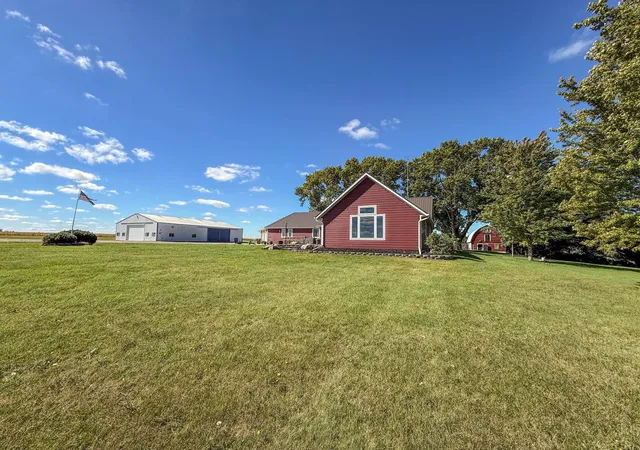 Photo 3 of Single family home for sale at 18522 15th Street Sw, Blomkest, MN 56216 | MLS# 7150220 | Listing updated on 2026-09-25