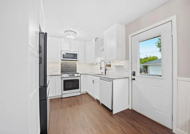 Photo 3 of Single family home for sale at 2915 115th Lane Nw, Minneapolis, MN 55433 | MLS# 7150248 | Listing updated on 2026-10-07