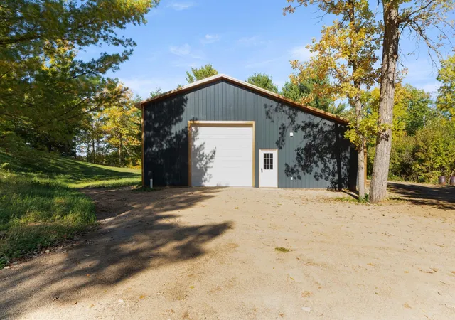 Photo 2 of Single family home for sale at 4707 Red Pine Dr Nw, Hackensack, MN 56452 | MLS# 7150254 | Listing updated on 2026-10-05