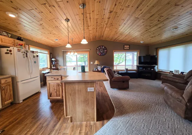Photo 3 of Single family home for sale at 37871 Long Harbor Ln, Frazee, MN 56544 | MLS# 7150257 | Listing updated on 2026-10-05