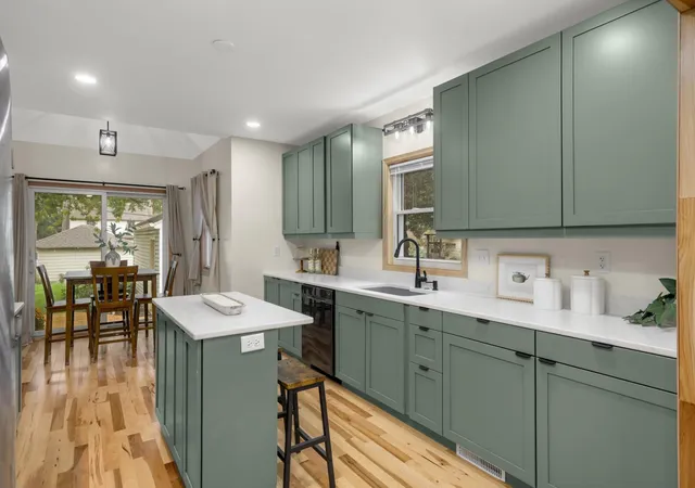 Photo 3 of Single family home for sale at 1154 Cherokee Ave, Saint Paul, MN 55118 | MLS# 7150258 | Listing updated on 2026-10-07
