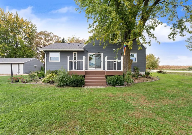 Photo 2 of Single family home for sale at 53499 255th Street, Austin, MN 55912 | MLS# 7150265 | Listing updated on 2026-10-22