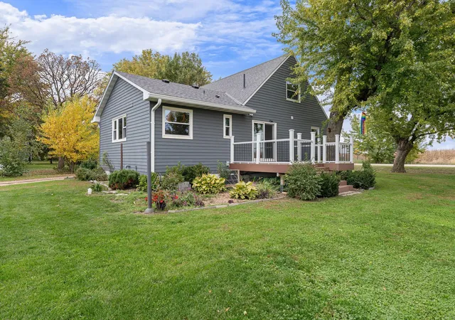 Photo 3 of Single family home for sale at 53499 255th Street, Austin, MN 55912 | MLS# 7150265 | Listing updated on 2026-10-22