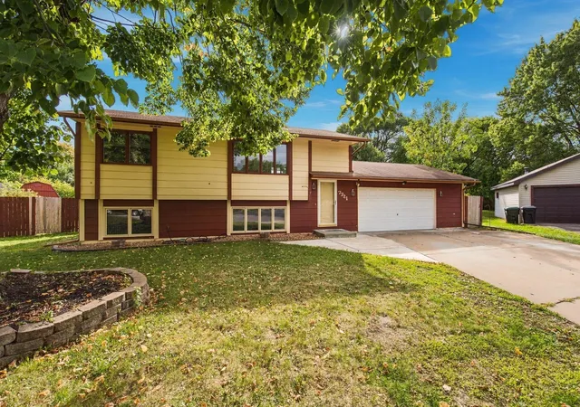 Photo 1 of Single family home for sale at 7721 112th Avenue N, Champlin, MN 55316 | MLS# 7150267 | Listing updated on 2026-09-29
