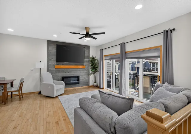Photo 4 of Single family home for sale at 15557 Dunraven Dr #1310, Saint Paul, MN 55124 | MLS# 7150274 | Listing updated on 2026-09-30