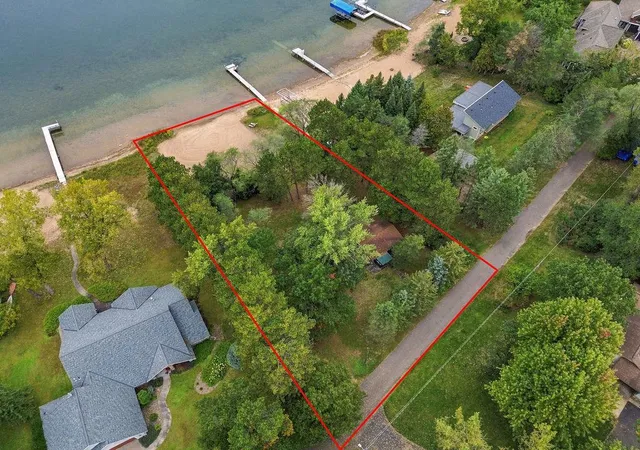 Photo 3 of Sale Pending at 12330 Panama Ave N, Stillwater, MN 55082 | MLS# 7150286 | Listing updated on 2026-10-02