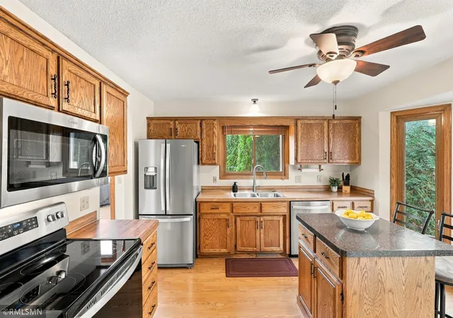 Photo 2 of Single family home for sale at 720 Sierra Trl, Chanhassen, MN 55317 | MLS# 7150288 | Listing updated on 2026-10-08