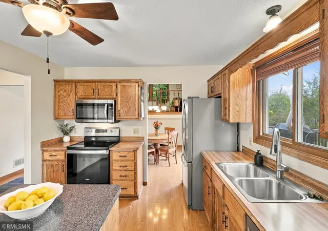 Photo 3 of Single family home for sale at 720 Sierra Trl, Chanhassen, MN 55317 | MLS# 7150288 | Listing updated on 2026-10-08