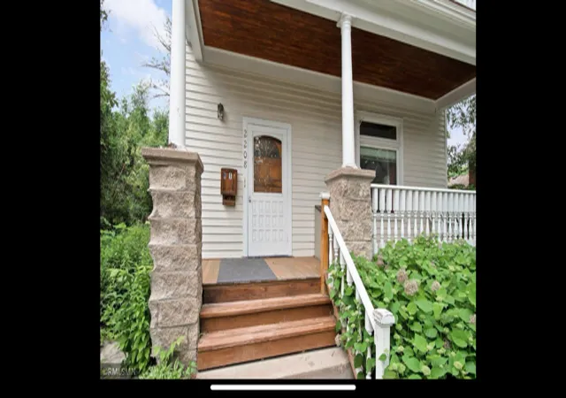 Photo 3 of House for sale at 2208 Milwaukee Ave, Minneapolis, MN 55404 | MLS# 7150320 | Listing updated on 2026-10-03