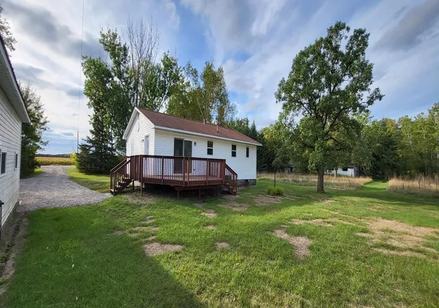 Photo 3 of Single family home for sale at 18462 Becker Line Rd, Park Rapids, MN 56470 | MLS# 7150326 | Listing updated on 2026-09-30