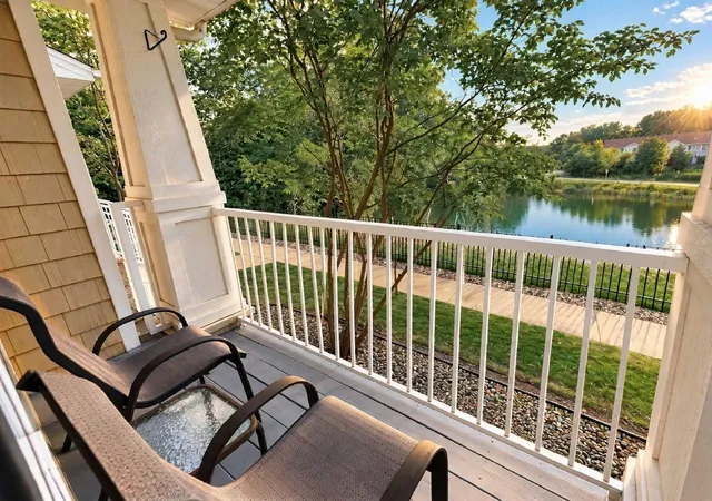 Photo 2 of Single family home for sale at 1240 County Rd D E #3, Saint Paul, MN 55109 | MLS# 7150331 | Listing updated on 2026-10-20