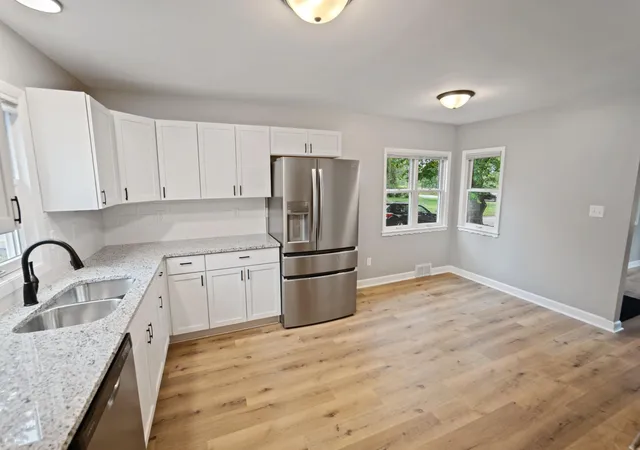 Photo 4 of Single family home for sale at 5118 Otter Lake Rd, Saint Paul, MN 55110 | MLS# 7150349 | Listing updated on 2026-10-07