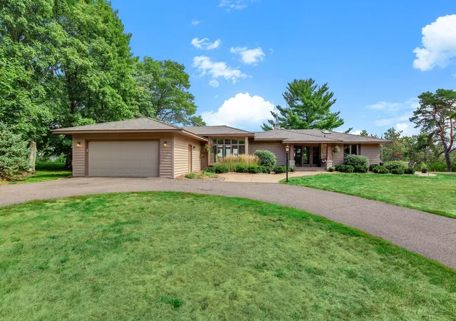 Photo 3 of Single family home for sale at 1963 Quant Ave N, Stillwater, MN 55082 | MLS# 7150373 | Listing updated on 2026-10-08