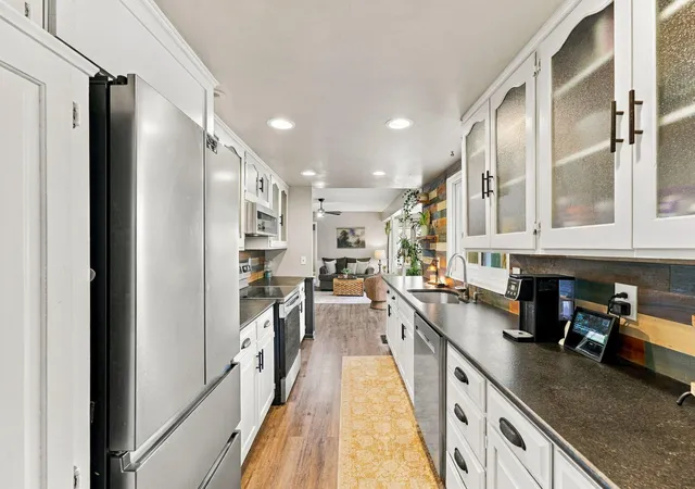 Photo 2 of Single family home for sale at 16497 Franklin Trl Se, Prior Lake, MN 55372 | MLS# 7150399 | Listing updated on 2026-10-06