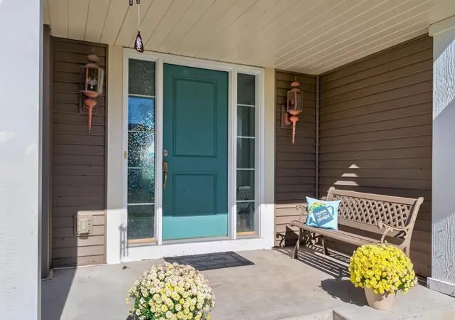 Photo 3 of Single family home for sale at 20419 Everton Trl N, Forest Lake, MN 55025 | MLS# 7150440 | Listing updated on 2026-10-23