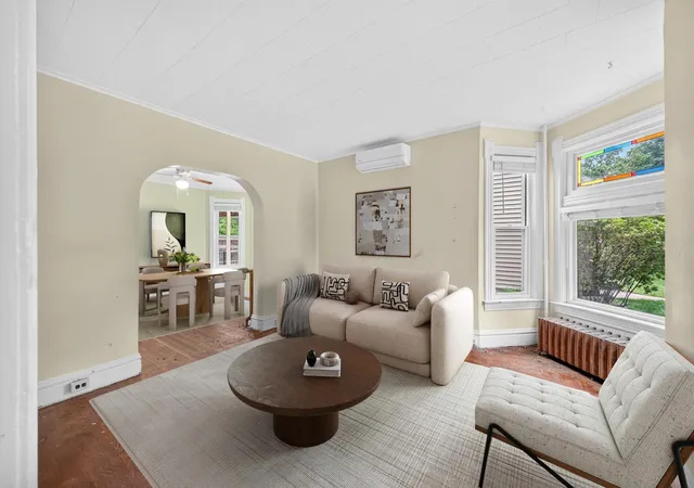 Photo 2 of Single family home for sale at 1729 Minnehaha Ave W, Saint Paul, MN 55104 | MLS# 7150450 | Listing updated on 2026-10-02