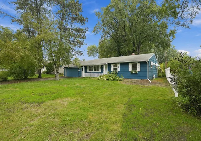 Photo 2 of Single family home for sale at 2280 Randy Ave, Saint Paul, MN 55110 | MLS# 7150505 | Listing updated on 2026-10-01