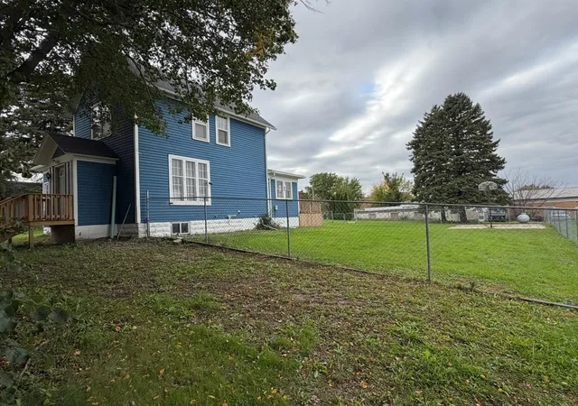Photo 1 of Single family home for sale at 113 Nevada Ave, Adrian, MN 56110 | MLS# 7150508 | Listing updated on 2026-10-07