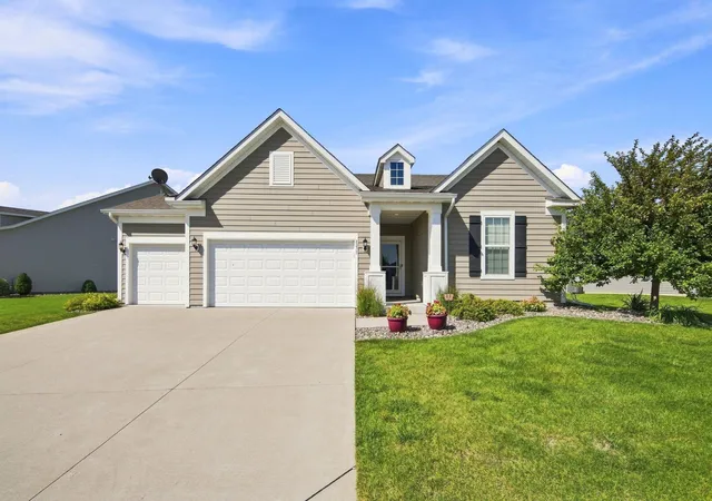 Photo 1 of Single family home for sale at 8275 Oakview Ct N, Maple Grove, MN 55369 | MLS# 7150512 | Listing updated on 2026-10-08