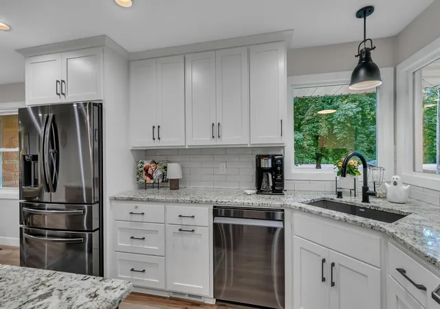 Photo 4 of Single family home for sale at 1685 Riverside Ave N, Sartell, MN 56377 | MLS# 7150528 | Listing updated on 2026-10-06