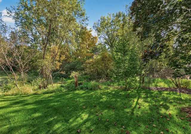 Photo 3 of Single family home for sale at 6612 Sherman Lake Rd, Hugo, MN 55038 | MLS# 7150549 | Listing updated on 2026-10-08