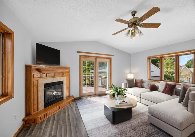 Photo 3 of Single family home for sale at 1932 S Village Dr Se, Rochester, MN 55904 | MLS# 7150552 | Listing updated on 2026-09-29