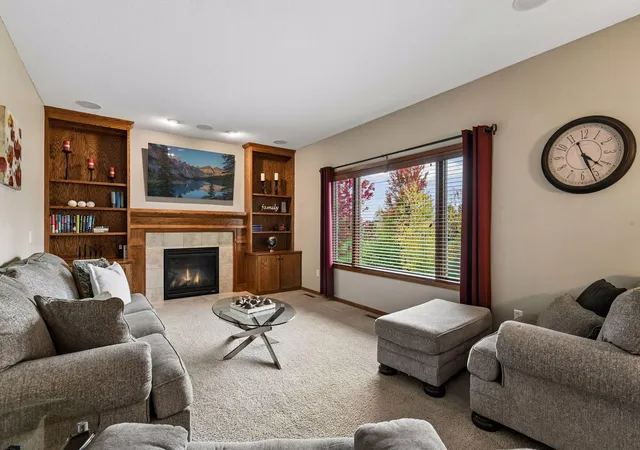 Photo 3 of Single family home for sale at 7990 Acorn Cir, Victoria, MN 55386 | MLS# 7150554 | Listing updated on 2026-10-22