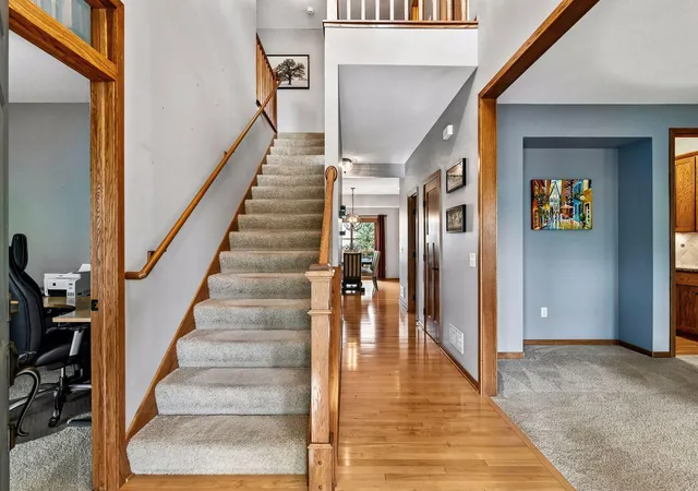 Photo 4 of Single family home for sale at 7990 Acorn Cir, Victoria, MN 55386 | MLS# 7150554 | Listing updated on 2026-10-22