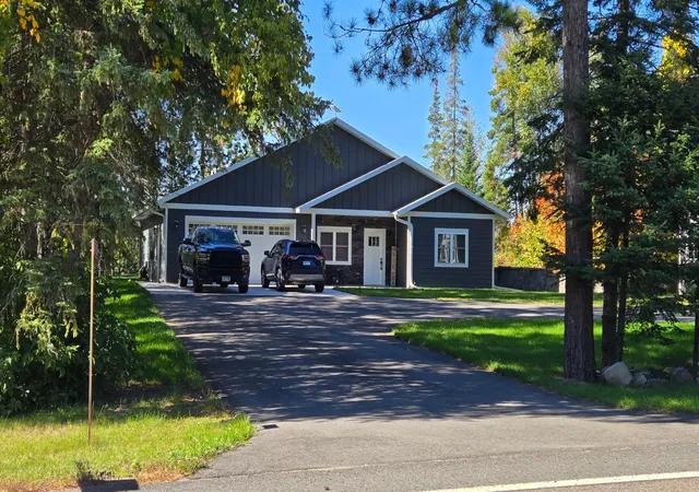 Photo 4 of Single family home for sale at 7183 Ely Lake Dr, Eveleth, MN 55734 | MLS# 7150566 | Listing updated on 2026-09-28