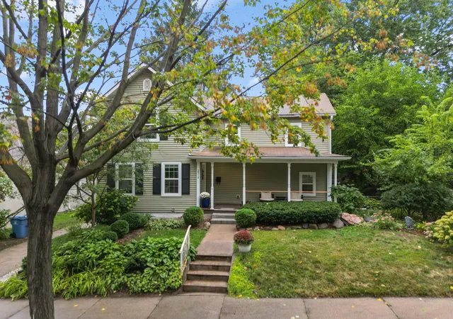 Photo 2 of Single family home for sale at 2518 Buchanan St Ne, Minneapolis, MN 55418 | MLS# 7150568 | Listing updated on 2026-10-01