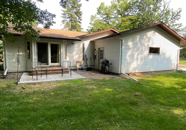 Photo 3 of Single family home for sale at 1520 White Cloud Dr S, Isle, MN 56342 | MLS# 7150575 | Listing updated on 2026-09-26