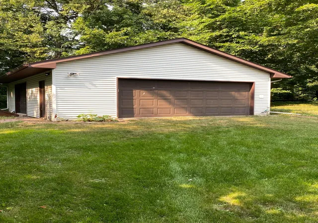 Photo 4 of Single family home for sale at 1520 White Cloud Dr S, Isle, MN 56342 | MLS# 7150575 | Listing updated on 2026-09-26