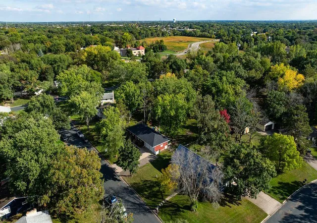 Photo 3 of Single family home for sale at 2550 140th Avenue Nw, Andover, MN 55304 | MLS# 7150608 | Listing updated on 2026-10-03