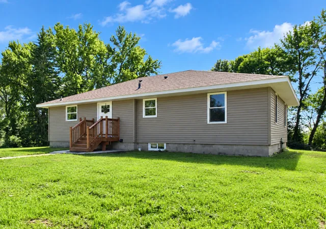 Photo 2 of Single family home for sale at 1255 40th Street SE, Murdock, MN 56271 | MLS# 7150620 | Listing updated on 2026-10-05
