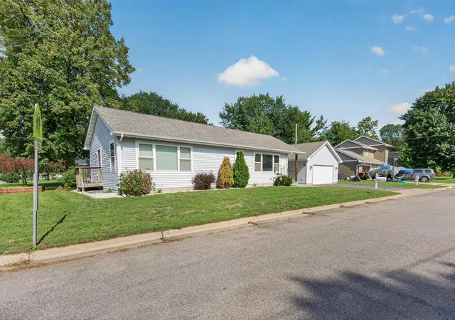 Photo 2 of Single family home for sale at 619 7th Street, Newport, MN 55055 | MLS# 7150645 | Listing updated on 2026-10-06