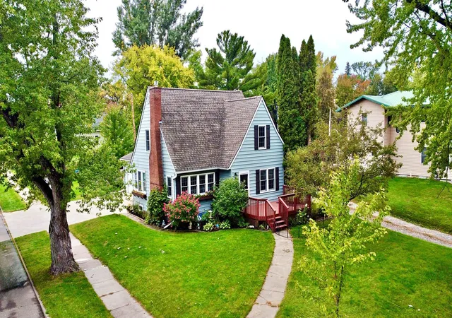 Photo 1 of Single family home for sale at 21 1st Street Se, Aitkin, MN 56431 | MLS# 7150652 | Listing updated on 2026-10-08