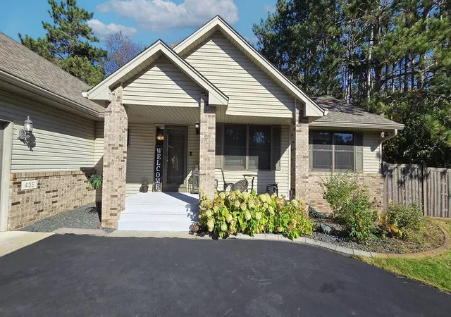 Photo 3 of Single family home for sale at 435 147th Lane Ne, Andover, MN 55304 | MLS# 7150653 | Listing updated on 2026-10-15