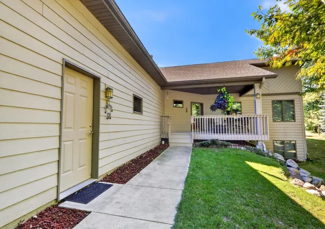 Photo 4 of Single family home for sale at 119 Eagle Dr, Coleraine, MN 55722 | MLS# 7150668 | Listing updated on 2026-10-05