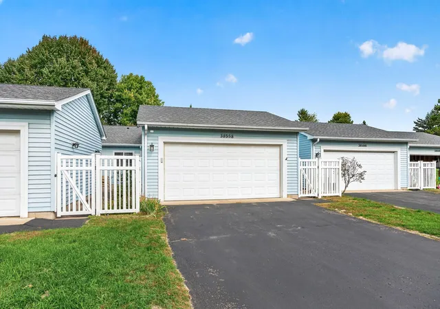 Photo 1 of Single family home for sale at 38558 Grand Ave, North Branch, MN 55056 | MLS# 7150669 | Listing updated on 2026-09-29