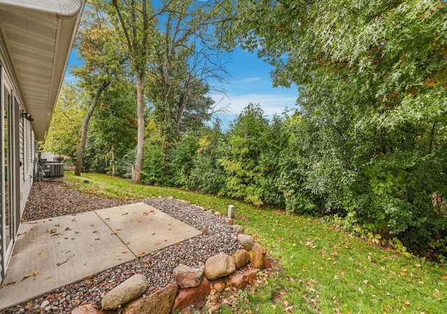 Photo 3 of Townhouse for sale at 11742 Kings Ln SE, Becker, MN 55308 | MLS# 7150672 | Listing updated on 2026-10-07