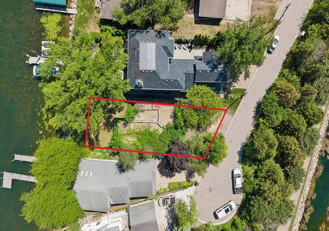 Photo 3 of Land for sale at 2809 Mckenzie Point Rd, Wayzata, MN 55391 | MLS# 7150696 | Listing updated on 2026-09-28