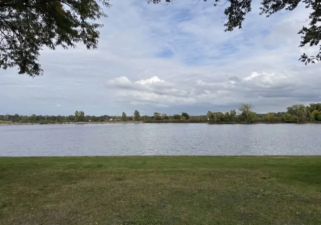 Photo 4 of Land for sale at 2809 Mckenzie Point Rd, Wayzata, MN 55391 | MLS# 7150696 | Listing updated on 2026-09-28