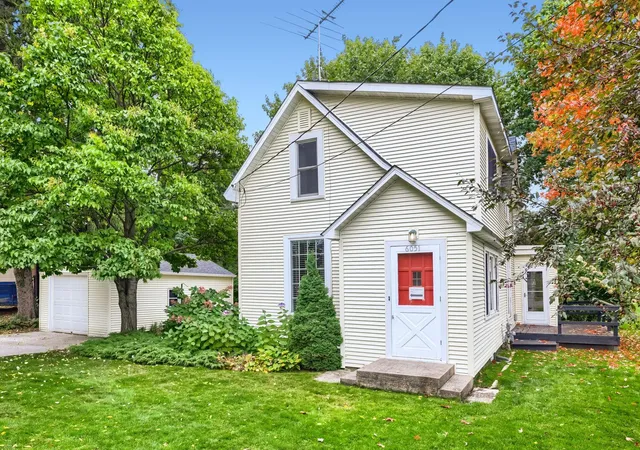 Photo 2 of Single family home for sale at 6051 Upper 46th St N, Saint Paul, MN 55128 | MLS# 7150713 | Listing updated on 2026-10-03