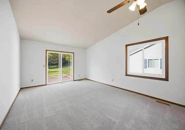 Photo 4 of Single family home for sale at 290 Pleasure Crk Dr, Minneapolis, MN 55434 | MLS# 7150716 | Listing updated on 2026-10-27