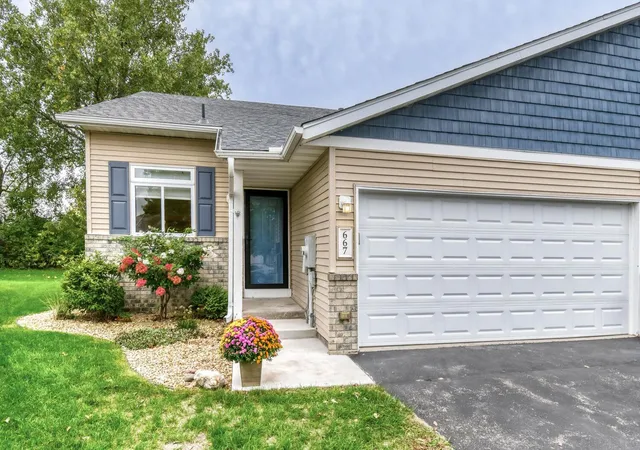 Photo 1 of Single family home for sale at 667 35th Street W, Hastings, MN 55033 | MLS# 7150717 | Listing updated on 2026-10-06