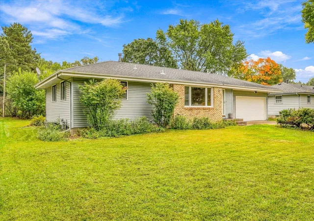 Photo 3 of Single family home for sale at 5230 Oconnell Dr, Saint Paul, MN 55112 | MLS# 7150721 | Listing updated on 2026-10-05
