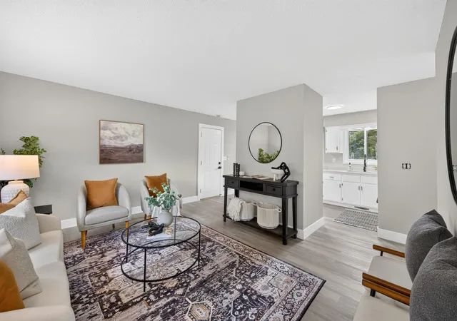 Photo 3 of Single family home for sale at 404 17th Street S, Buffalo, MN 55313 | MLS# 7150746 | Listing updated on 2026-10-09