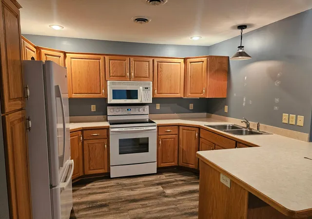 Photo 3 of Single family home for sale at 23965 Cuyuna Greens Dr, Deerwood, MN 56444 | MLS# 7150755 | Listing updated on 2026-09-30