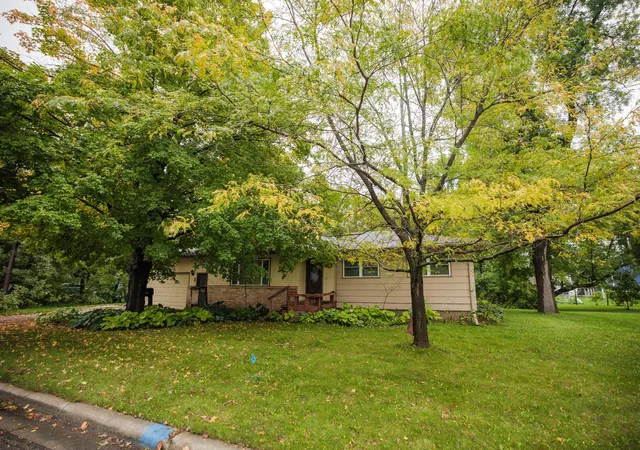Photo 3 of Single family home for sale at 315 W 10th Street, Morris, MN 56267 | MLS# 7150770 | Listing updated on 2026-10-02